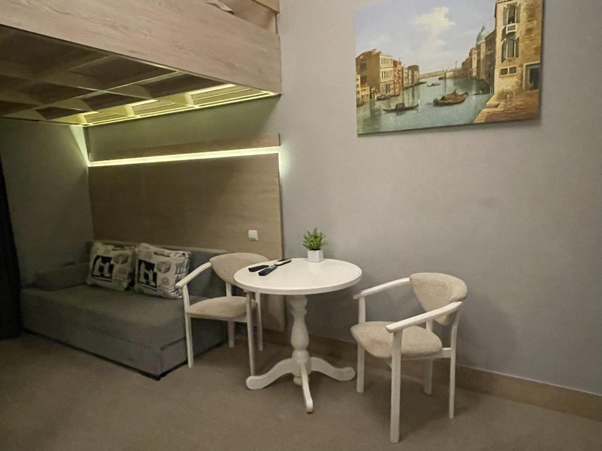 Київські Ночі Hotel Eksteriør billede
