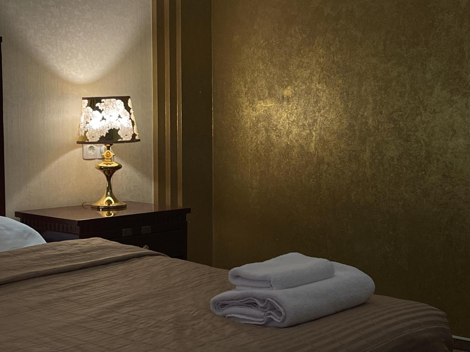 Київські Ночі Hotel Eksteriør billede