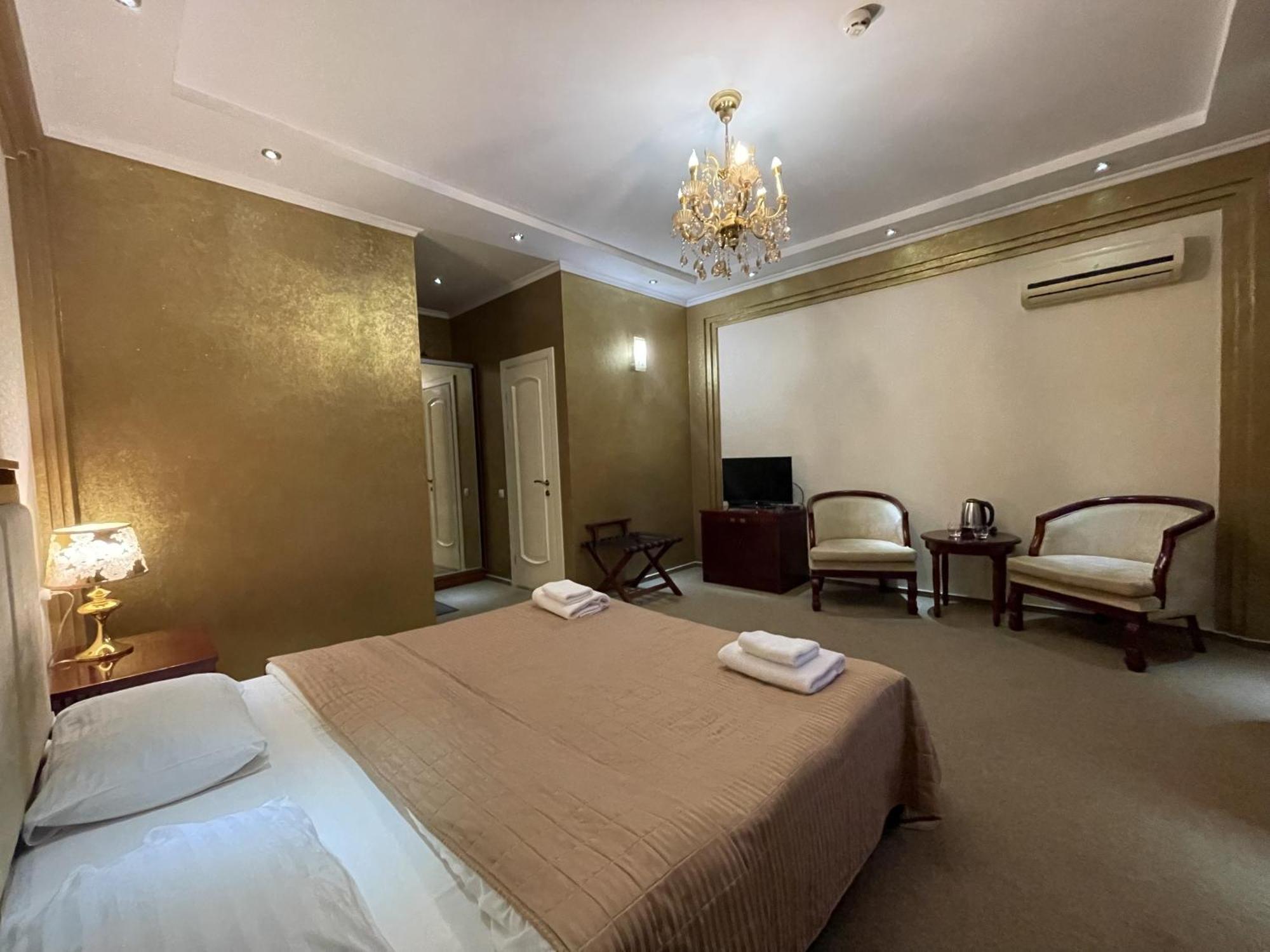 Київські Ночі Hotel Eksteriør billede