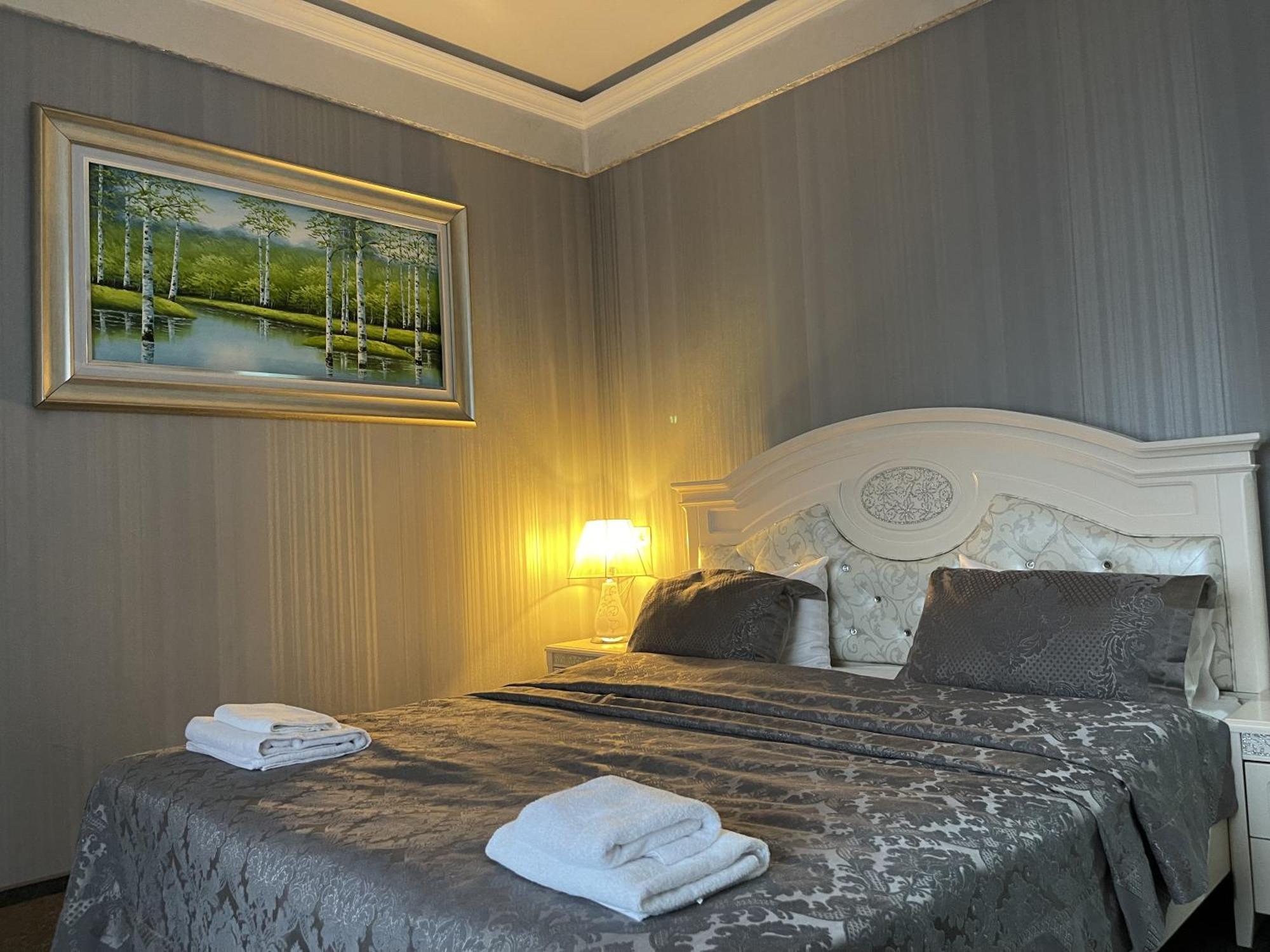 Київські Ночі Hotel Eksteriør billede